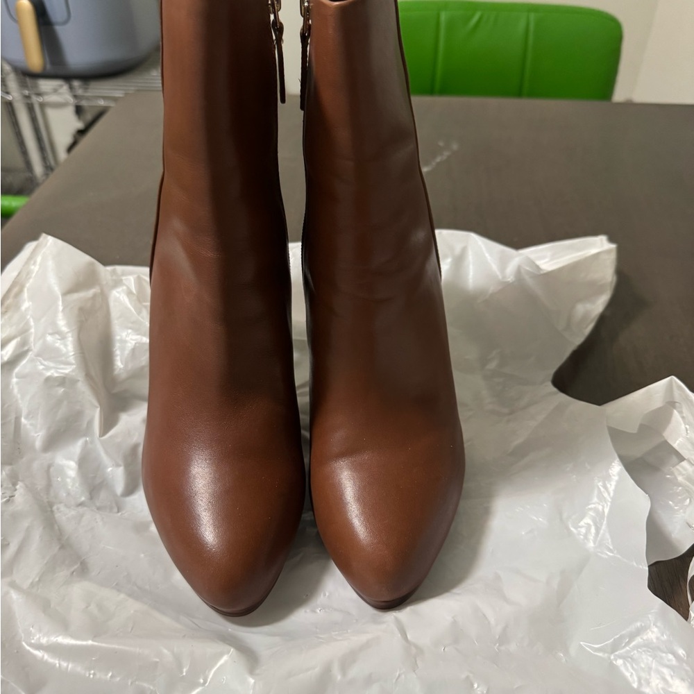 Nine West Rich Brown Ankle Booties
